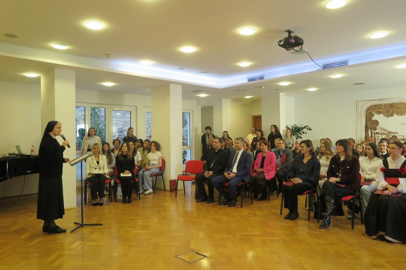 Proslavljena 25. obljetnica učeničkog doma „Paola di Rosa“