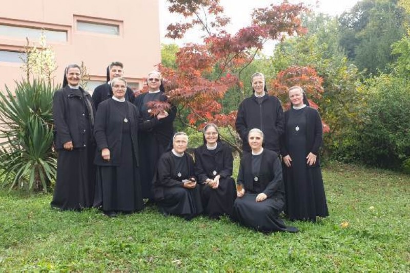 Proširena sjednica Vrhovne uprave Družbe sestara služavki Maloga Isusa Proširena sjednica Vrhovne uprave Družbe sestara služavki Maloga Isusa