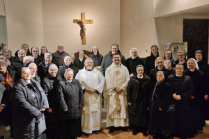 Redovnici i redovnice obilježili Dan posvećenoga života u Osijeku