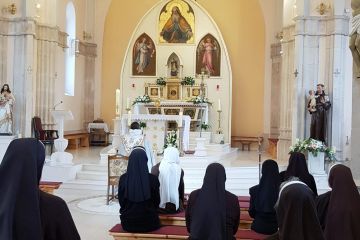 Redovništvo Pelješkog dekanata u zajedništvu molitve za novog papu Redovništvo Pelješkog dekanata u zajedništvu molitve za novog papu