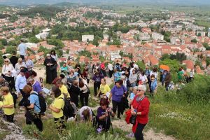 Susret Društva Prijatelja Maloga Isusa u svetištu Gospe Sinjske