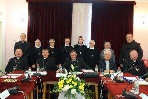 Susret bosanskohercegovačkih biskupa s redovničkim poglavarima i poglavaricama