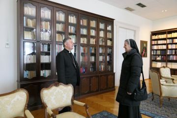 Susret nadbiskupa Barišića i s. Marije Banić