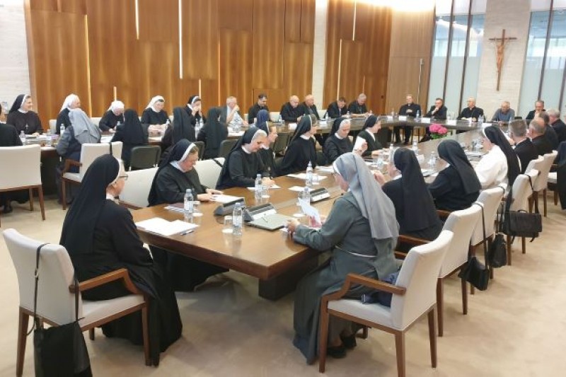 Susret članova HBK s redovničkim poglavaricama i poglavarima Susret članova HBK s redovničkim poglavaricama i poglavarima