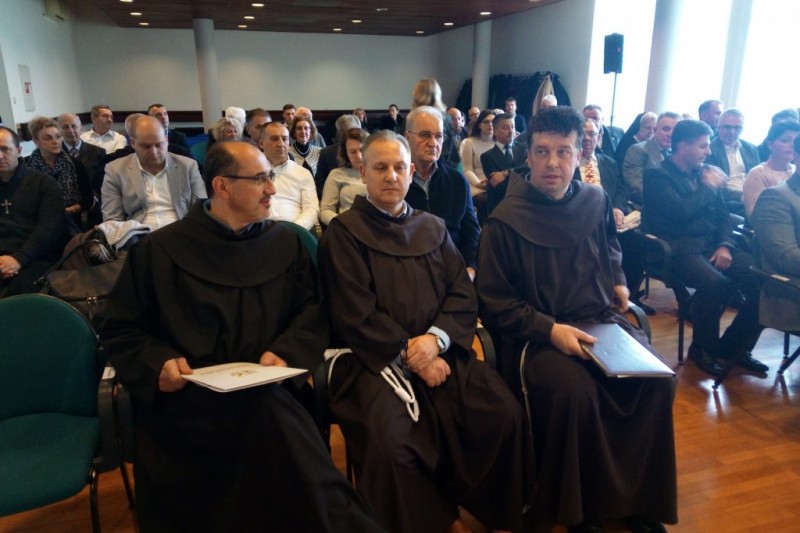 Karitativno društvo Kruh sv. Ante obilježava 25 godina postojanja u Hrvatskoj Karitativno društvo Kruh sv. Ante obilježava 25 godina postojanja u Hrvatskoj