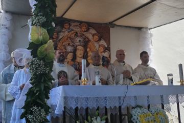 Svečano slavlje zlatne mise u župi Rođenja Blažene Djevice Marije pod Okićem Svečano slavlje zlatne mise u župi Rođenja Blažene Djevice Marije pod Okićem