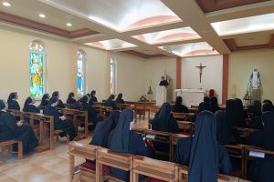 Družba sestara služavki Maloga Isusa