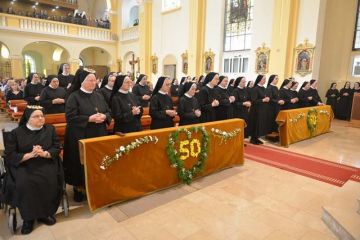 Četrnaest sestara družbe Milosrdnih sestara Svetoga Križa proslavilo zlatni jubilej